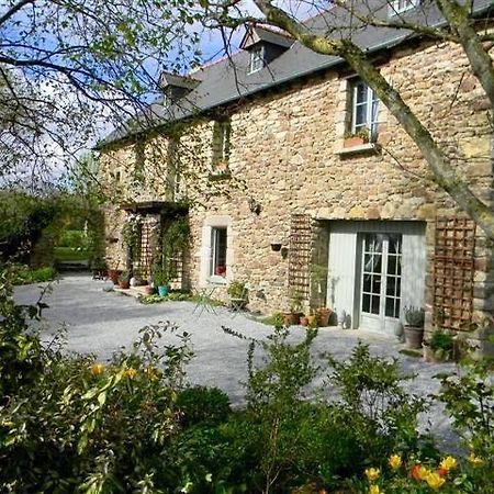 Le Domaine De L'Arche Bed & Breakfast Plouasne ภายนอก รูปภาพ